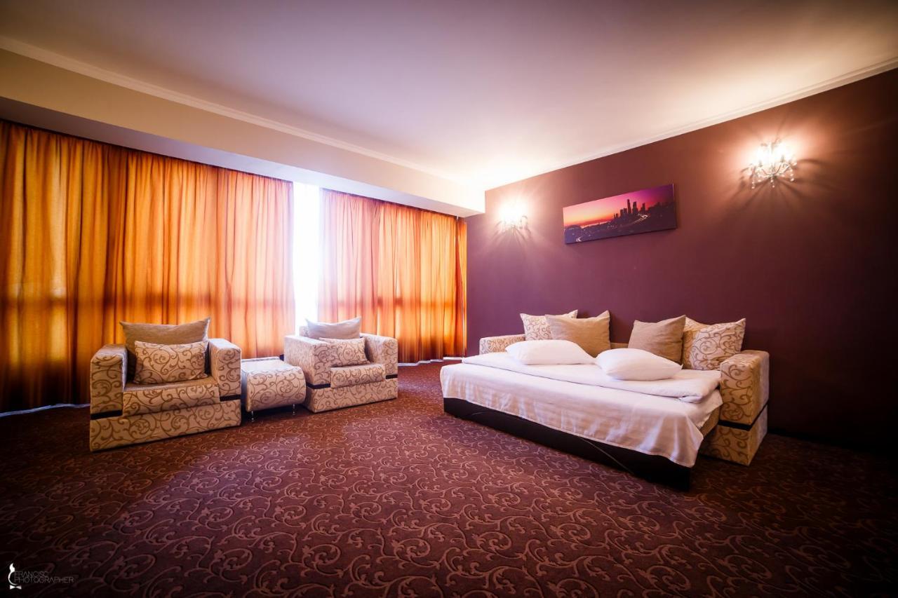 Hotel Ozana Bistrita  Bagian luar foto